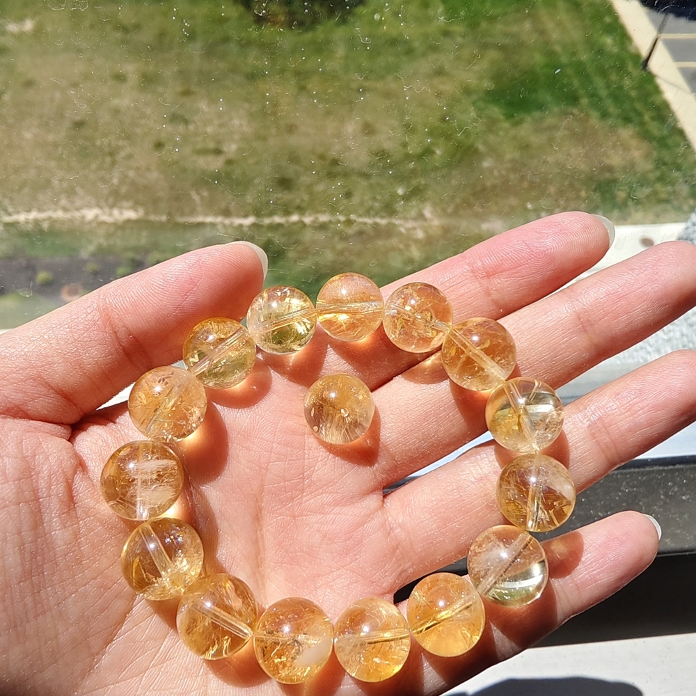 Natural yellow crystal bracelet